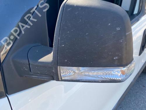 Retrovisor esquerdo Retrovisor esquerdo 38076949 38076949