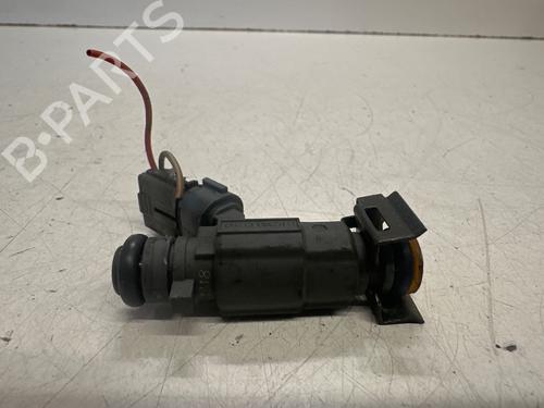 Used Injector KIA SEPHIA Saloon (FA) 1.6 i (80 hp) 29013414