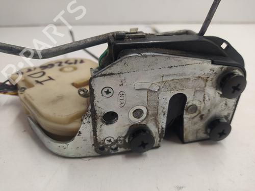 Vergrendeling links voor KIA SORENTO I (JC) 2.5 CRDi (170 hp) 23569994