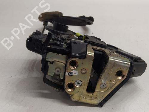 Serrure arrière droite Serrure arrière droite TOYOTA AVENSIS (_T25_) 2.2 D-4D (ADT251_, ADT251R) (150 hp) 35933648 35933648