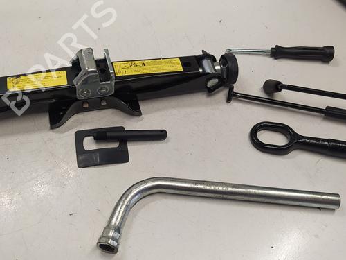 Jack Kit AUDI A5 (8T3) 2.0 TDI | BP29965238C119