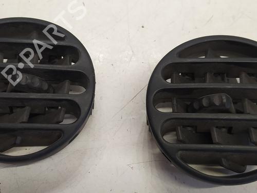 Used Air vent RENAULT KANGOO (KC0/1_) 1.9 dCi 4x4 (84 hp) 22896323