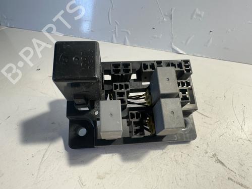 Used Fuse box Fuse box 36569307 36569307
