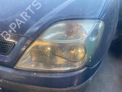 Lyskaster venstre RENAULT SCÉNIC I MPV (JA0/1_, FA0_) 1.9 dCi (JA05, JA1F) (102 hp) 27689978