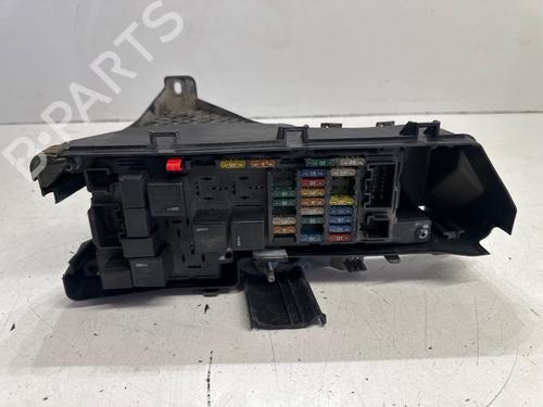 Used Fuse box Fuse box 38970412 38970412