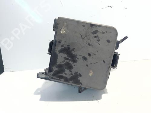 Used Fuse box Fuse box 36422907 36422907