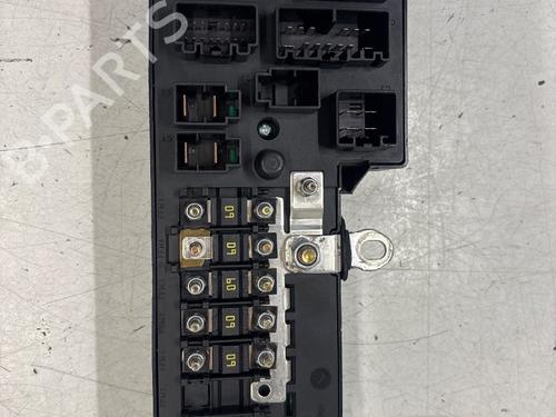 Fuse box VOLVO S60 I (384) 2.4 D | BP28715322E1