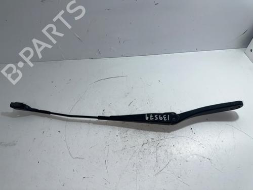 Used Front windshield wiper arm Front windshield wiper arm VOLVO V50 (545) 2.0 D (136 hp) 32431074 32431074