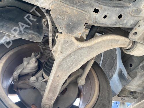 Used Right front suspension arm Right front suspension arm OPEL ASTRA J (P10) [2009-2016] 33295668 33295668