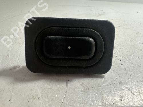 Used Right front window switch Right front window switch OPEL CORSA C (X01) [2000-2009] 32456919 32456919
