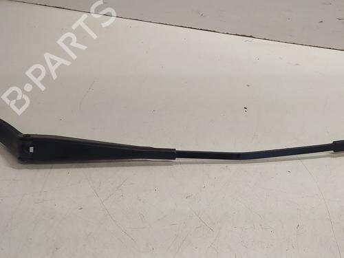 Used Front windshield wiper arm OPEL CORSA E (X15) 1.4 (08, 68) (90 hp) 23571514