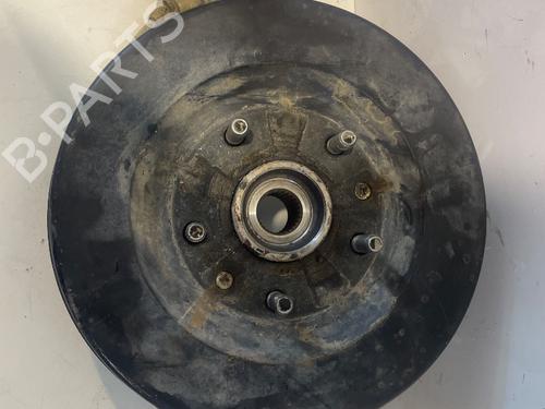 Used Right rear steering knuckle LAND ROVER FREELANDER I (L314) 2.0 Td4 4x4 (112 hp) 29706024