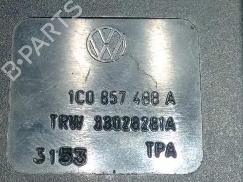 Veiligheidsgordel achter midden SEAT TOLEDO II (1M2) 1.9 TDI | BP29928621I27