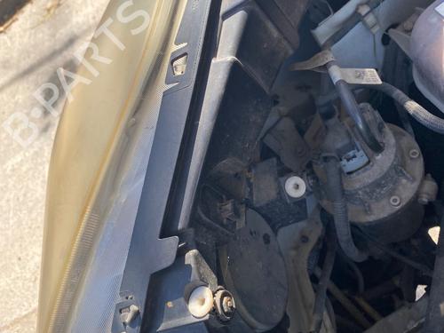 Used Right headlight Right headlight 38076977 38076977