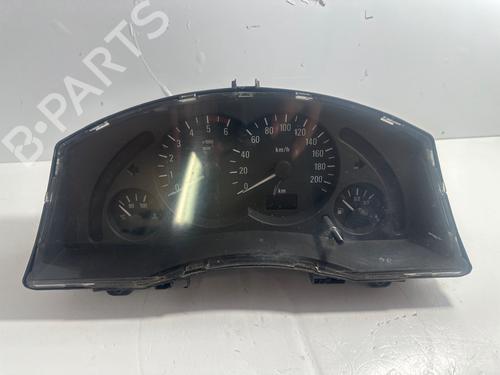 Used Instrument cluster OPEL MERIVA A MPV (X03) 1.7 DTI (E75) (75 hp) 31817997