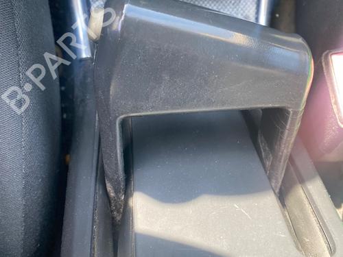 hand-brake-renault-megane-ii-saloon-lm01_-2003-34098711 main image