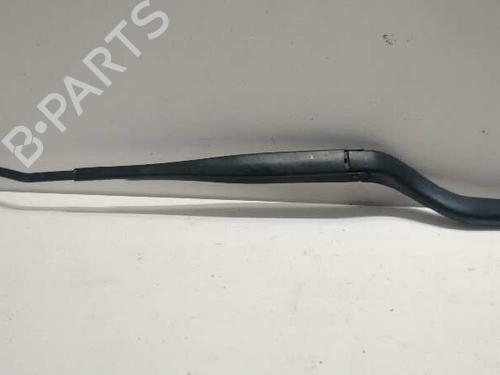 Used Front windshield wiper arm OPEL VECTRA C (Z02) 2.0 DTI 16V (F69) (101 hp) 23571967