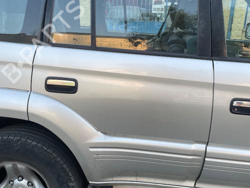 Used Right rear door TOYOTA LAND CRUISER 90 (_J9_) [1995-2003]  28084187