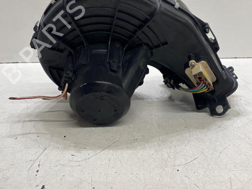 Used Heater blower motor OPEL MERIVA A MPV (X03) 1.7 DTI (E75) (75 hp) 31818408