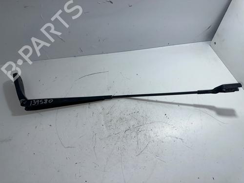 Used Front windshield wiper arm Front windshield wiper arm VOLVO V50 (545) 2.0 D (136 hp) 32431075 32431075