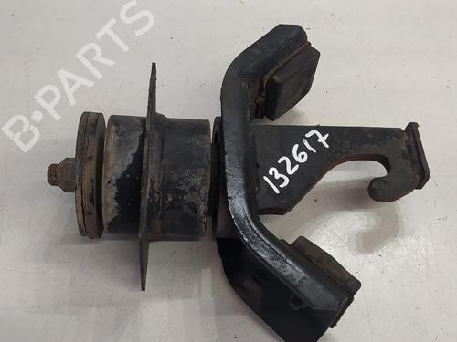 Used Engine mount NISSAN CABSTAR (F24M, F24W) 28.11 DCI, 32.11 DCI, 35.11 DCI 2.5 (F24M) (110 hp) 25857313