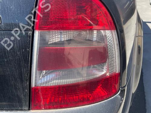 Used Right taillight Right taillight SKODA SUPERB I (3U4) 1.9 TDI (105 hp) 33219965 33219965