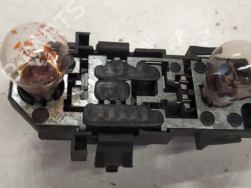 Lampeholder Lampeholder SEAT TOLEDO II (1M2) 1.9 TDI (110 hp) 37429704 37429704