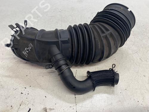 Rør Rør TOYOTA AVENSIS (_T25_) 2.2 D-4D (ADT251_, ADT251R) (150 hp) 36364923 36364923
