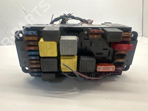 Used Fuse box Fuse box MERCEDES-BENZ CLK (C209) CLK 270 CDI (209.316) (170 hp) 34519496 34519496