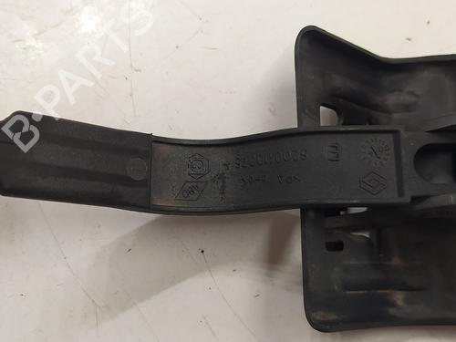 Hood lock RENAULT MEGANE II (BM0/1_, CM0/1_) 1.4 16V (BM0B, CM0B) | BP23570617C133 