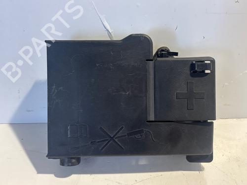 Used Fuse box Fuse box 36052377 36052377