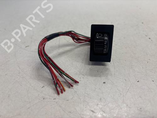 Used Headlight switch TOYOTA LAND CRUISER 90 (_J9_) 3.0 TD (KZJ90_, KZJ95_, KZJ90R, KZJ95R, KZJ90W, KZJ95W) (125 hp) 29045032