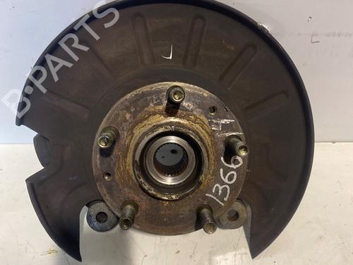 Used Right front steering knuckle LAND ROVER FREELANDER I (L314) 2.0 Td4 4x4 (112 hp) 29706026