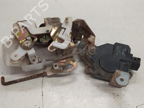 Used Rear right lock MITSUBISHI PAJERO III (V7_W, V6_W) 3.2 Di-D (V68W, V78W) (165 hp) 25125139