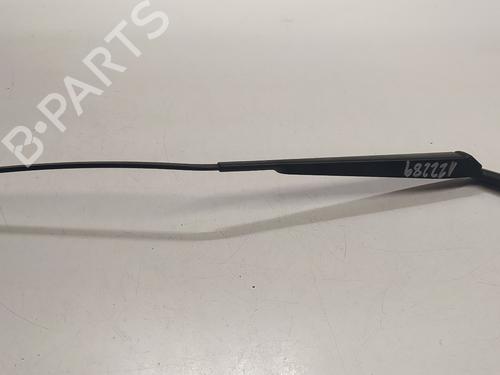 Used Front windshield wiper arm SEAT TOLEDO II (1M2) 1.9 TDI (110 hp) 23570709