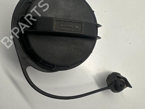 fuel-flap-ford-focus-i-turnier-dnw-1999-2000-2001-2002-2003-2004-2005-2006-2007-34039890 main image