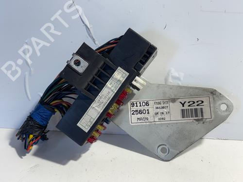 Used Fuse box Fuse box 36649002 36649002
