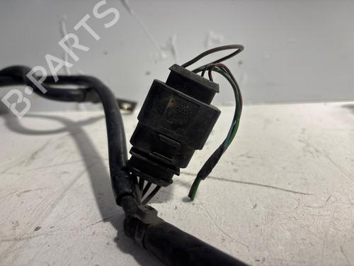 Fuse box SEAT TOLEDO II (1M2) | BP37247833E1 - Image 4