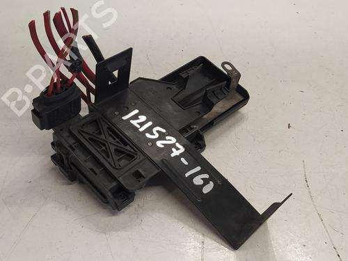 Used Fuse box VW GOLF IV (1J1) 1.9 TDI (110 hp) 15617729