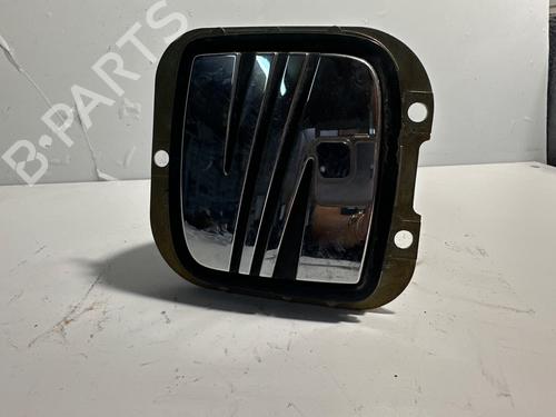 Used Tailgate handle Tailgate handle 37496361 37496361