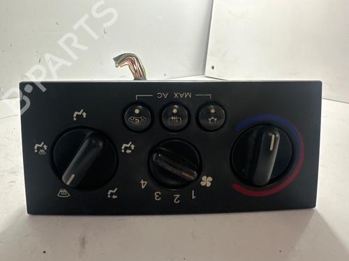 Climate control OPEL MERIVA A MPV (X03) 1.7 DTI (E75) | BP31816882I5