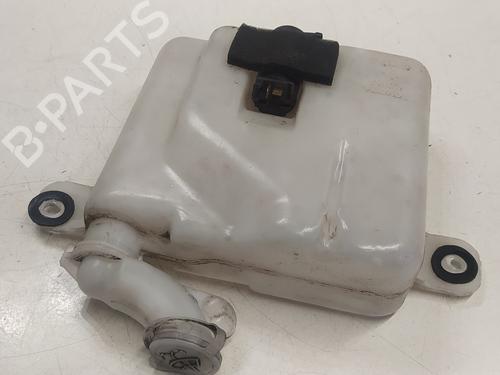 Windscreen washer tank TOYOTA LAND CRUISER 90 (_J9_) 3.0 TD (KZJ90_, KZJ95_, KZJ90R, KZJ95R, KZJ90W, KZJ95W) | BP28157510C113 