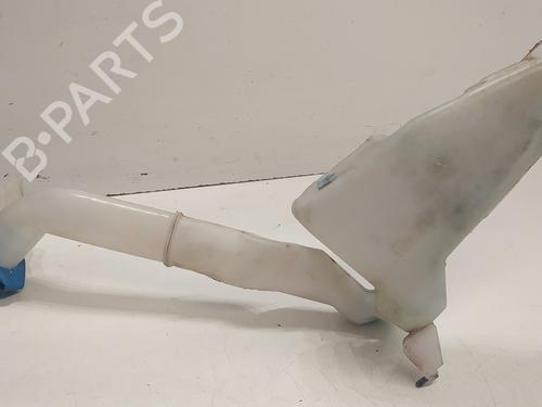Used Windscreen washer tank Windscreen washer tank VW POLO IV (9N_, 9A_) 1.4 16V (75 hp) 33812563 33812563