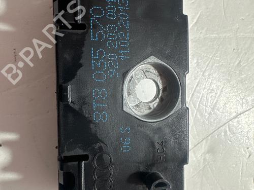 Used Electronic module Electronic module AUDI A5 (8T3) 2.0 TDI (177 hp) 33011026 33011026