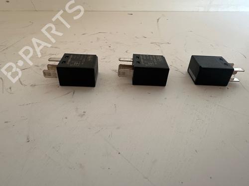 Electronic module FORD MONDEO III Saloon (B4Y) 2.0 16V TDDi / TDCi | BP30559320M83