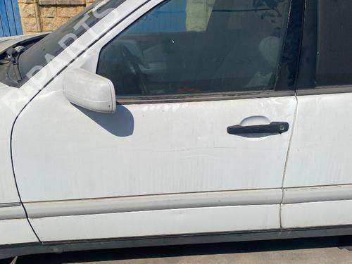 Used Left front door Left front door 37704162 37704162
