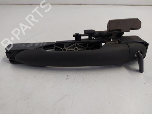 Used Front left exterior door handle RENAULT LAGUNA II (BG0/1_) 1.6 16V (BG0A, BG0L) (107 hp) 23570148