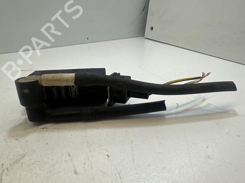 Used Washer pump Washer pump FORD MONDEO III Saloon (B4Y) [2000-2007] 33834418 33834418