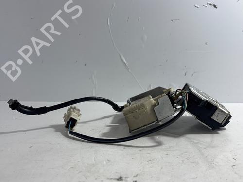 Tailgate lock FORD MONDEO III (B5Y) 2.0 TDCi | BP30977300C101