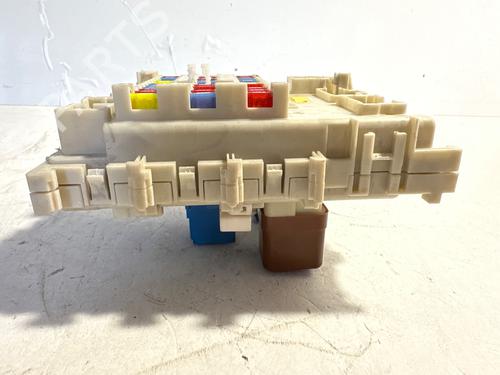 Fuse box NISSAN ALMERA II (N16) 2.2 dCi | BP37703048E1 - Image 3